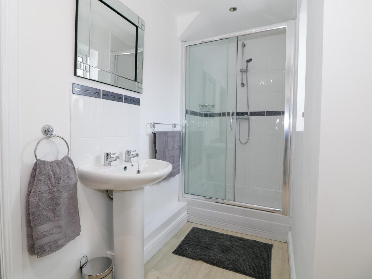 8 Marina View Villa Pwllheli Luaran gambar